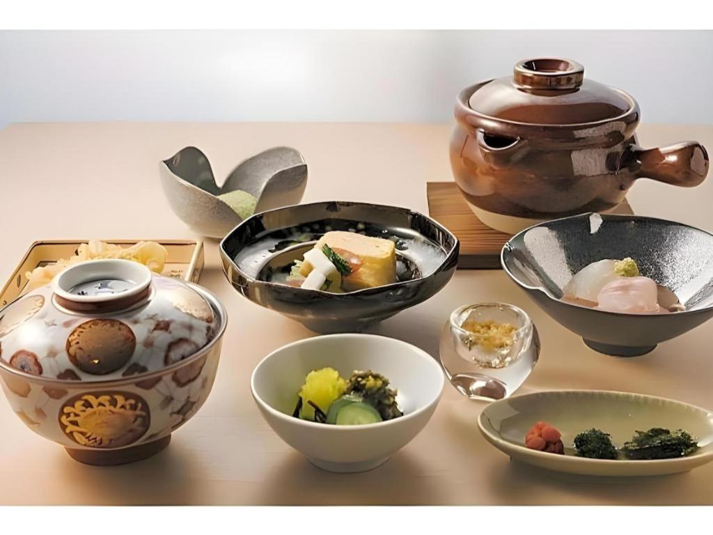 Yaenomidori Tokio